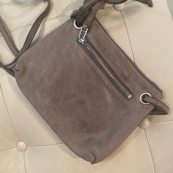 Roots Crossbody Purse - Picture 4 of 5